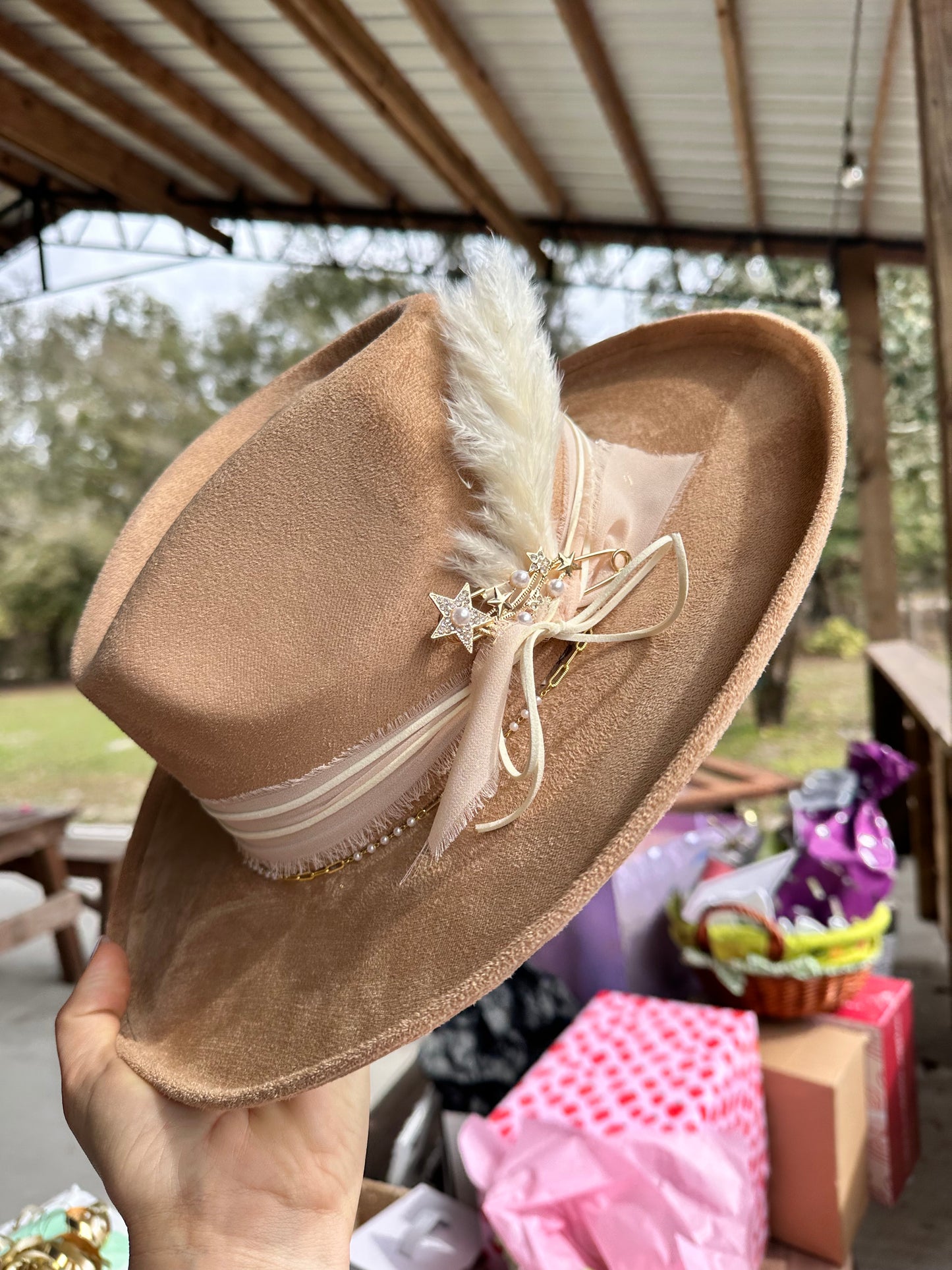 Rancher Hat Bar Pop-Up